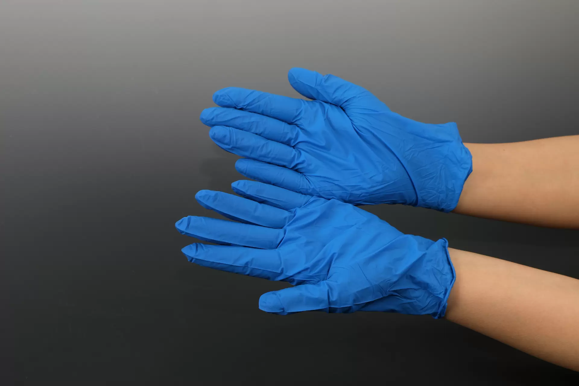 Одноразовые темно-синие нитриловые перчатки