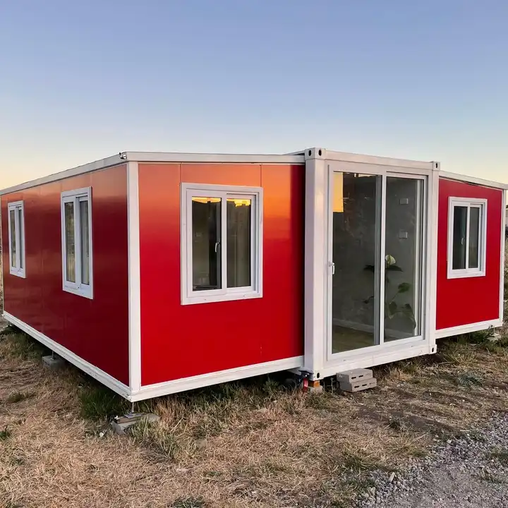 expandable tiny house red