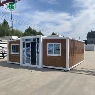 20FT Expandable container home unloading in California