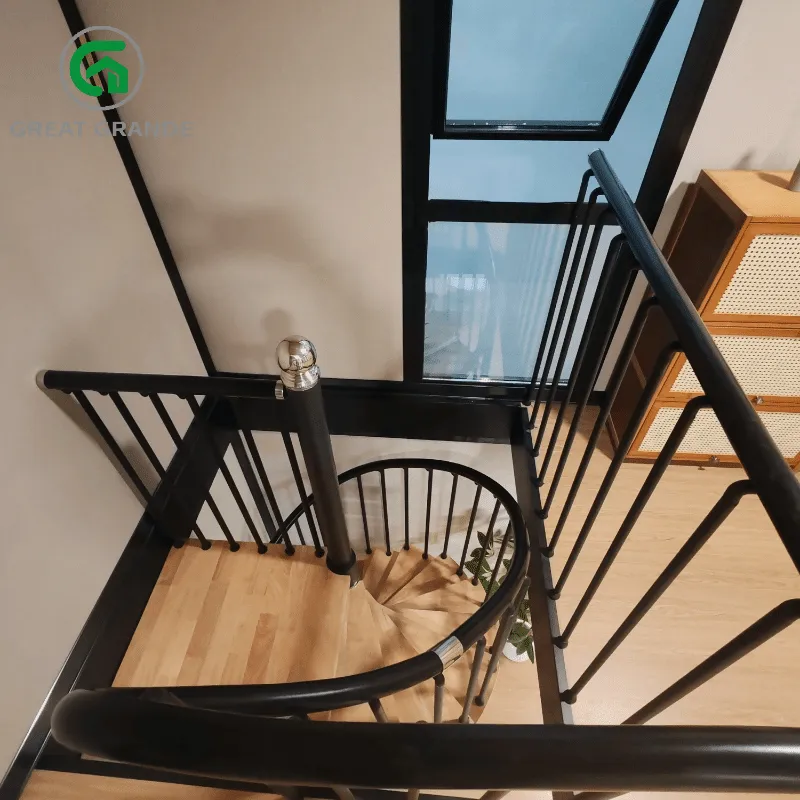 Chinese Container Homes Spiral Staircase