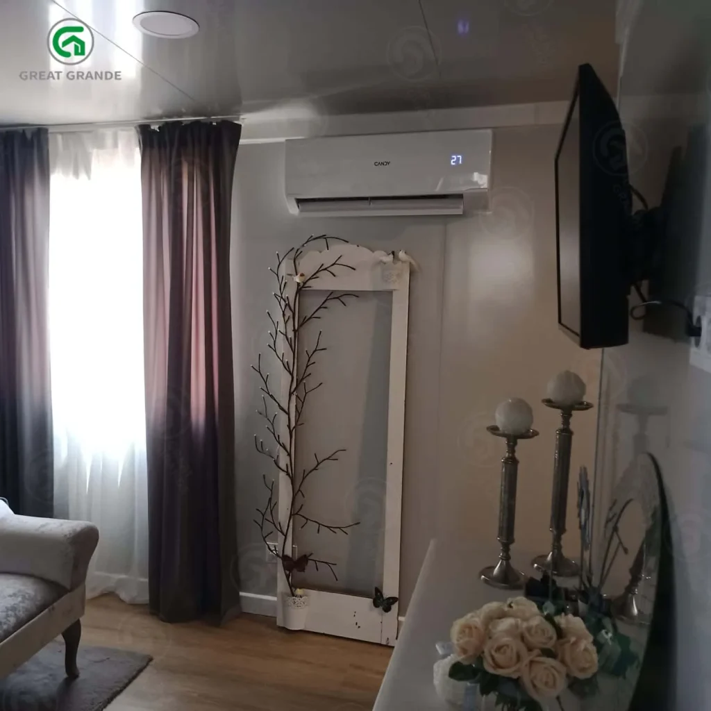 منزل حاويات قابل للتوسيع مزود بتكييف هواء في إسبانيا