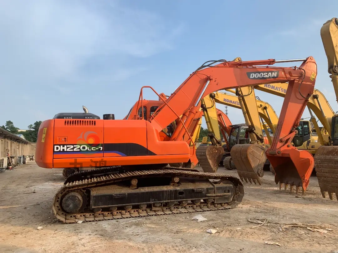 Used Doosan DX220-7 Second Hand Excavator