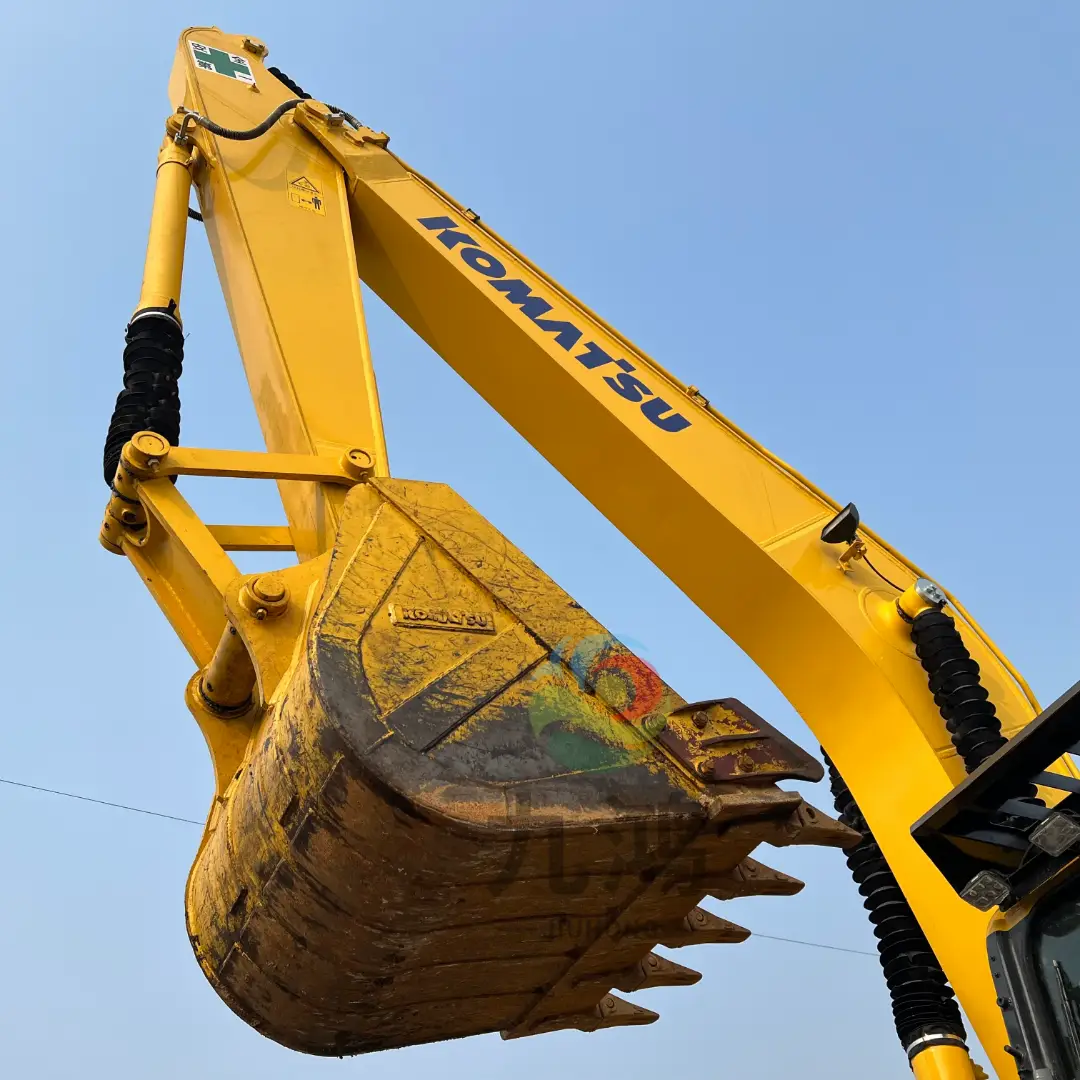 EPA second hand komatsu PC200-8 excavator for sale