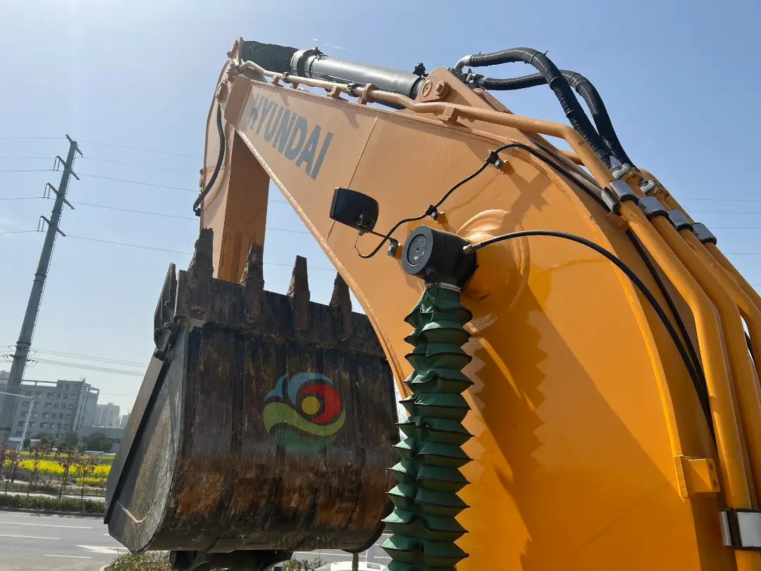 cheap used hyundai r220-9s excavator for sale