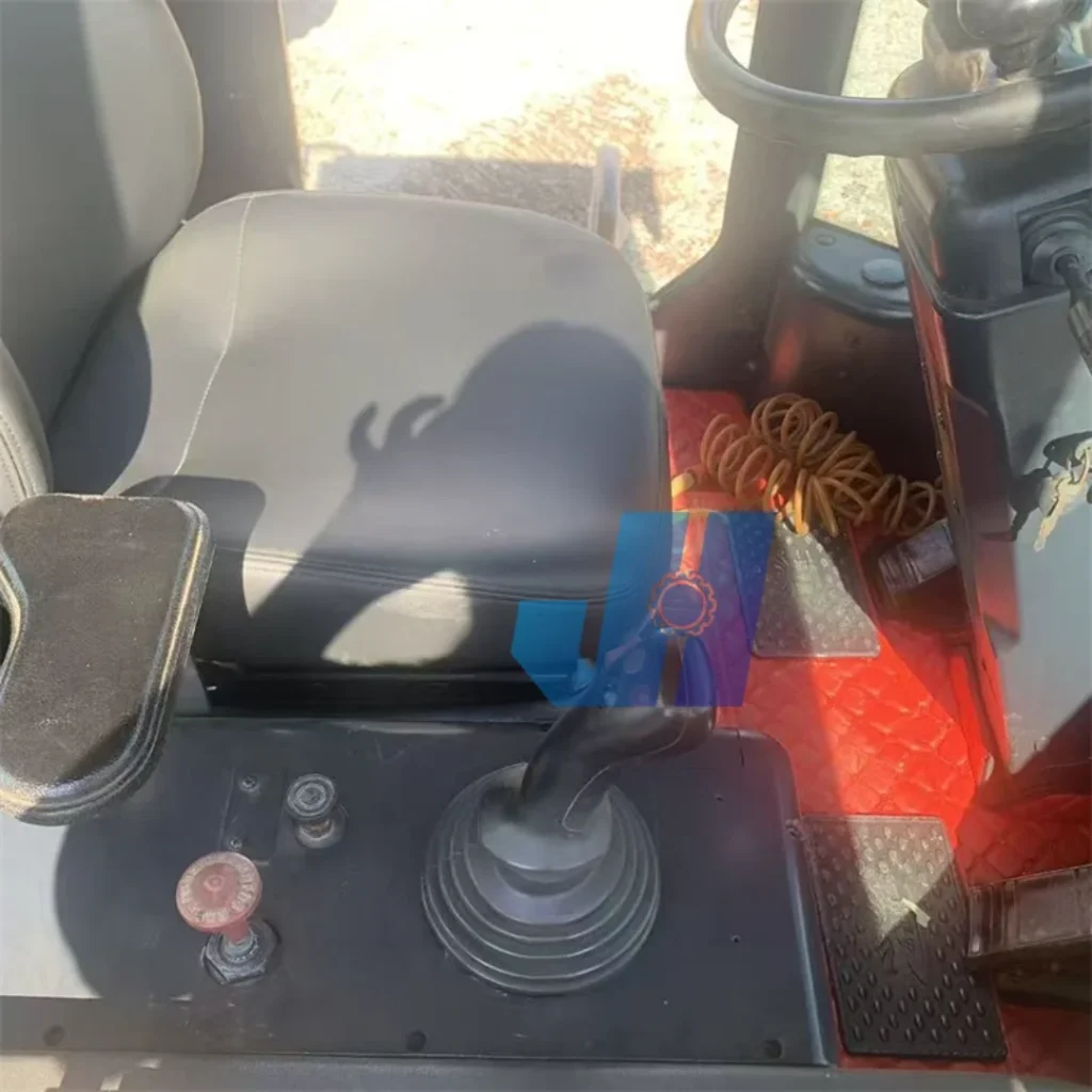 LG958 loader for sale
