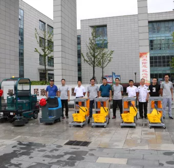 Taohua Industrial Park purchased a set of cleaning equipment from Hefei KUER Clean
