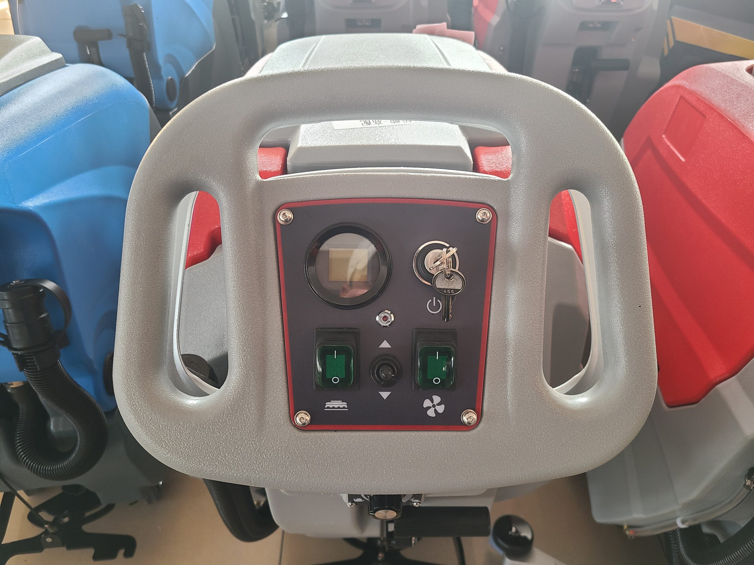 Hefei KUER Floor Scrubber Introduces Globally Used Control Panel