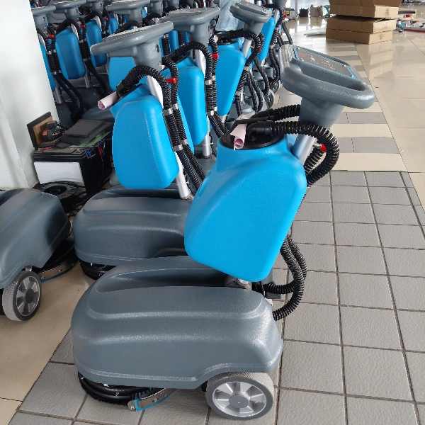 How to Use the KUER15D Tile Floor Scrubber Machine Safely in Cold Weather