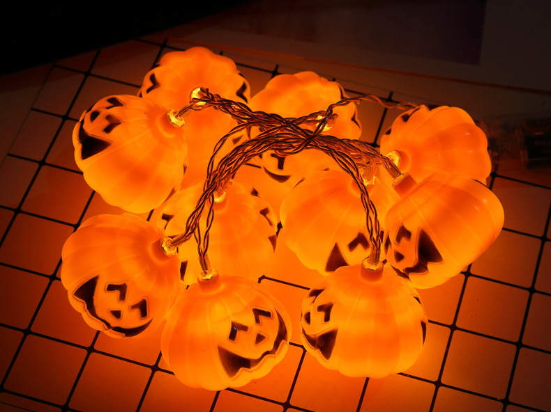 metal pumpkin lantern