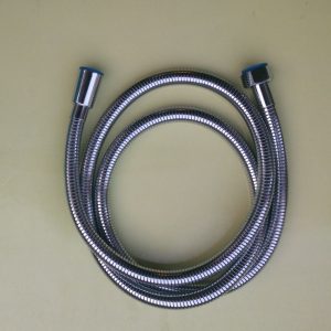 What material is good for the portable shower hose? What are the purchasing skills for the portable shower hose?