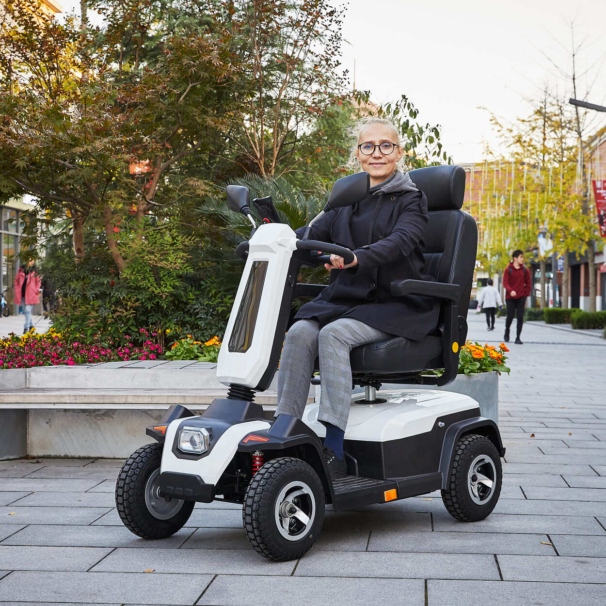 large size 4 wheel Electric Handicap Mobility Scooter