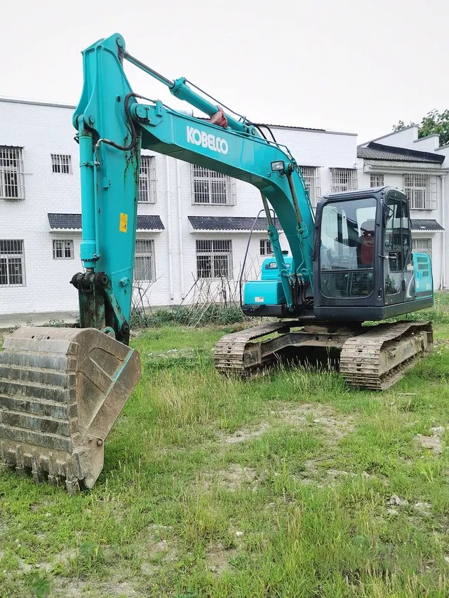 Used Kobelco SK130-8