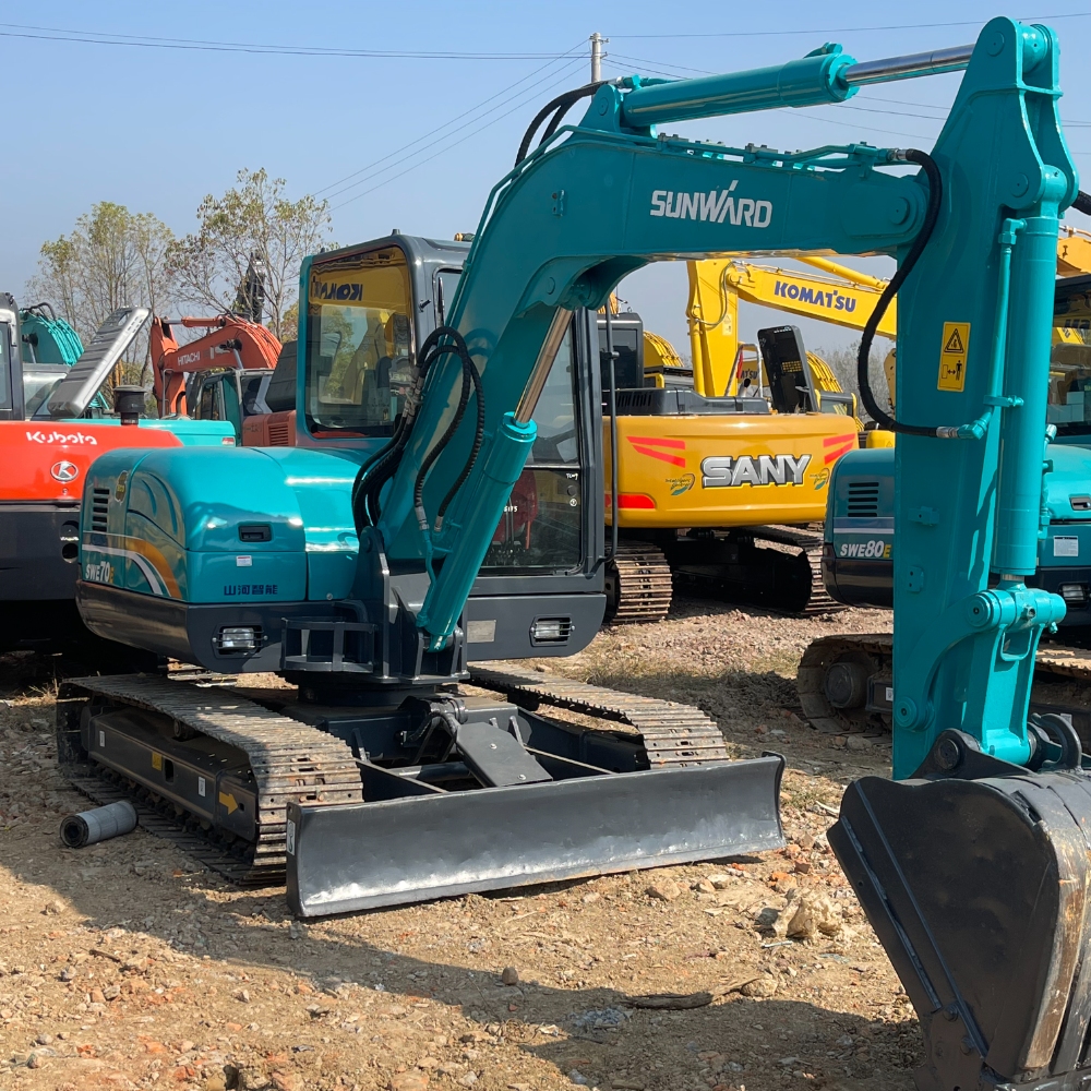 sunward 70 excavator has good performance and high hydraulic pressure