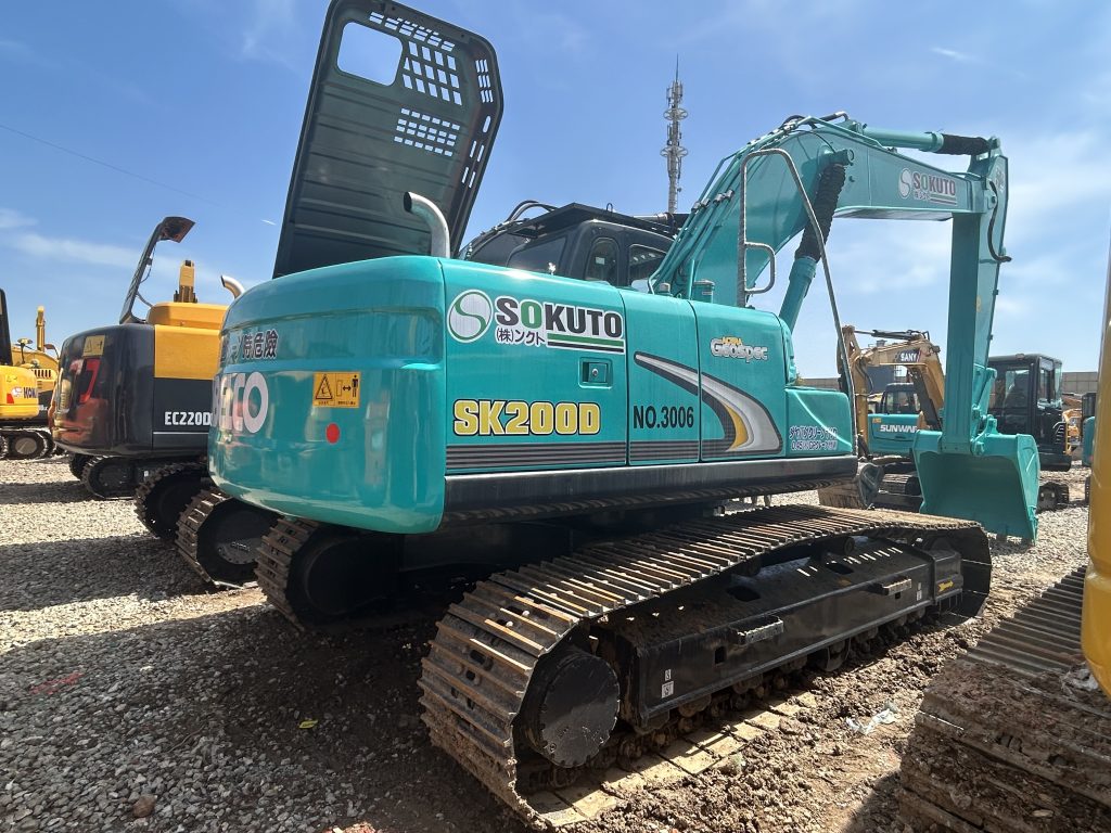 Used Kobelco SK200D crawler excavator used machinery used excavator 114KW 20tons 0.8m3 for sale