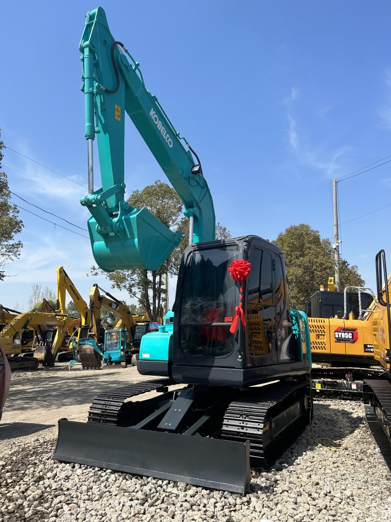 Used Kobelco 75 crawler excavator used machinery used excavator 42KW 7tons 0.4m3 for sale