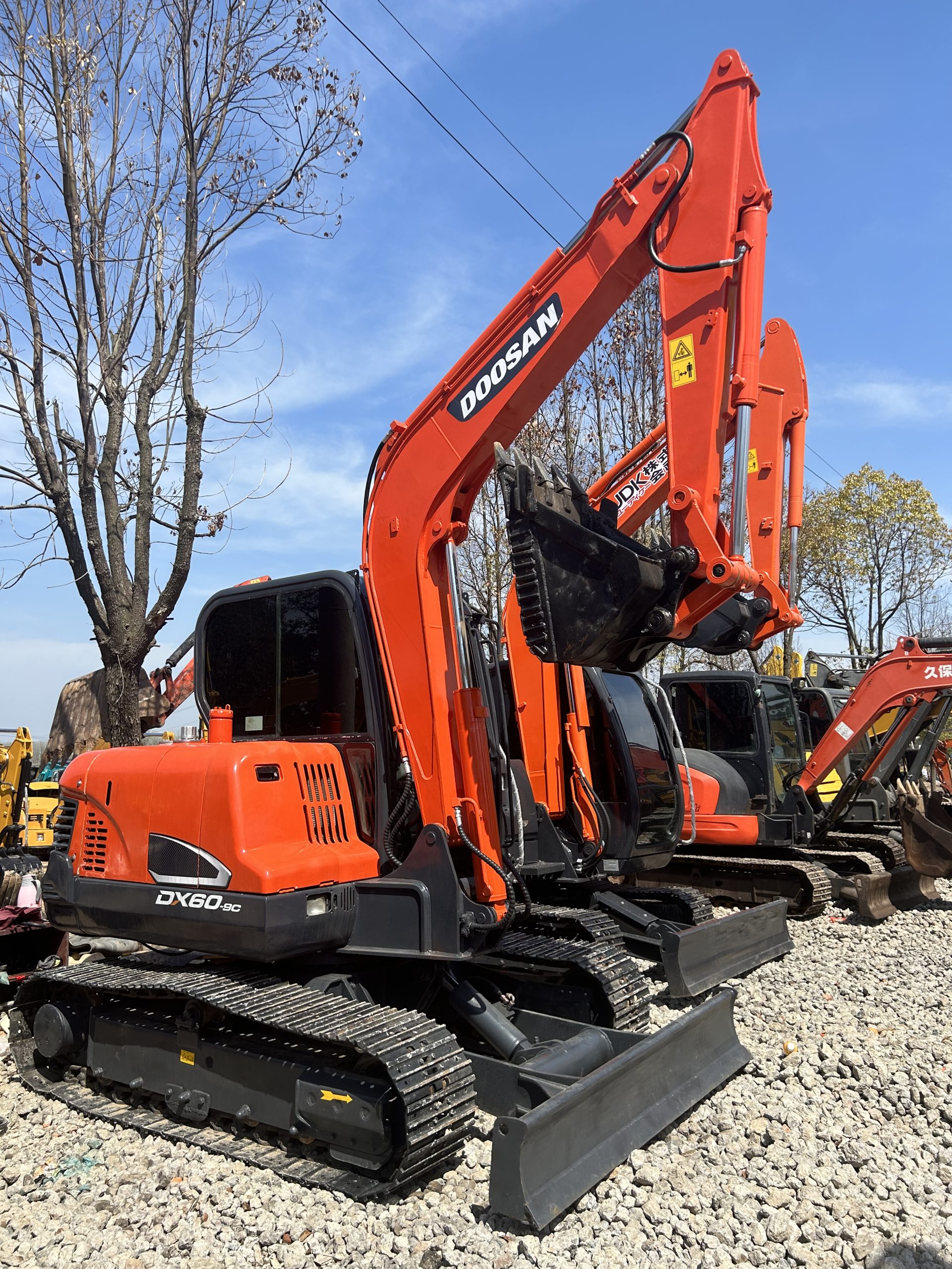 Used Doosan DX60-9C crawler excavator used machinery used excavator 36KW 6tons 0.2m3 for sale