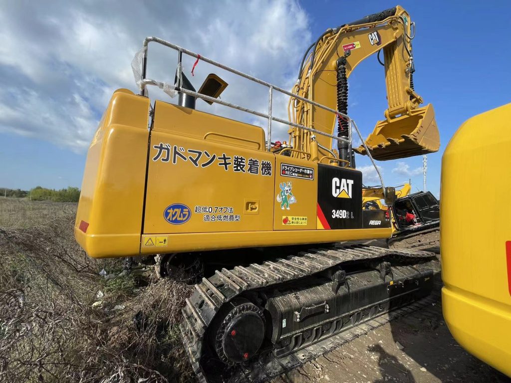 Used Caterpillar 349D2L crawler excavator used machinery used excavator 301KW 49tons 3.2m3 for sale