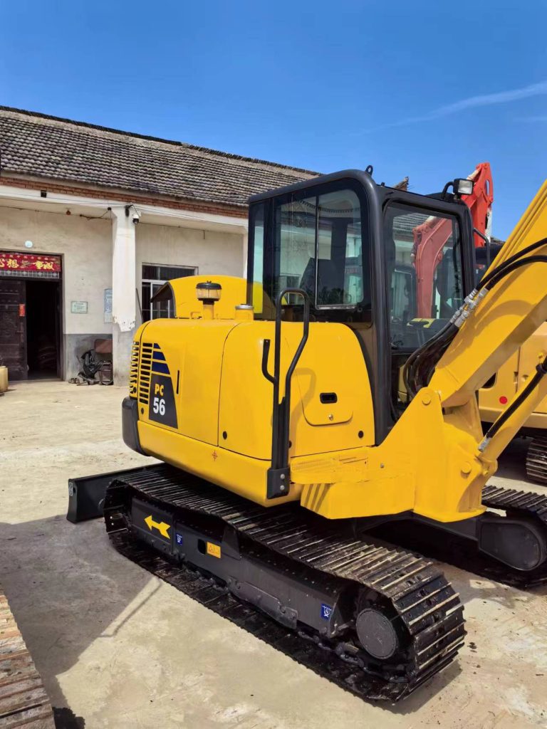 Used Komatsu PC56 Crawler Excavator Used excavator use machinery 35KW 5tons for sale