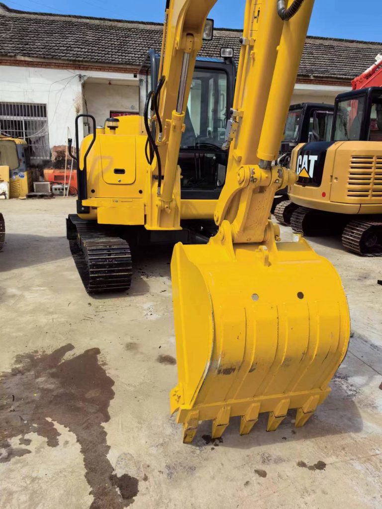 Used Komatsu PC56 Crawler Excavator Used excavator use machinery 35KW 5tons for sale