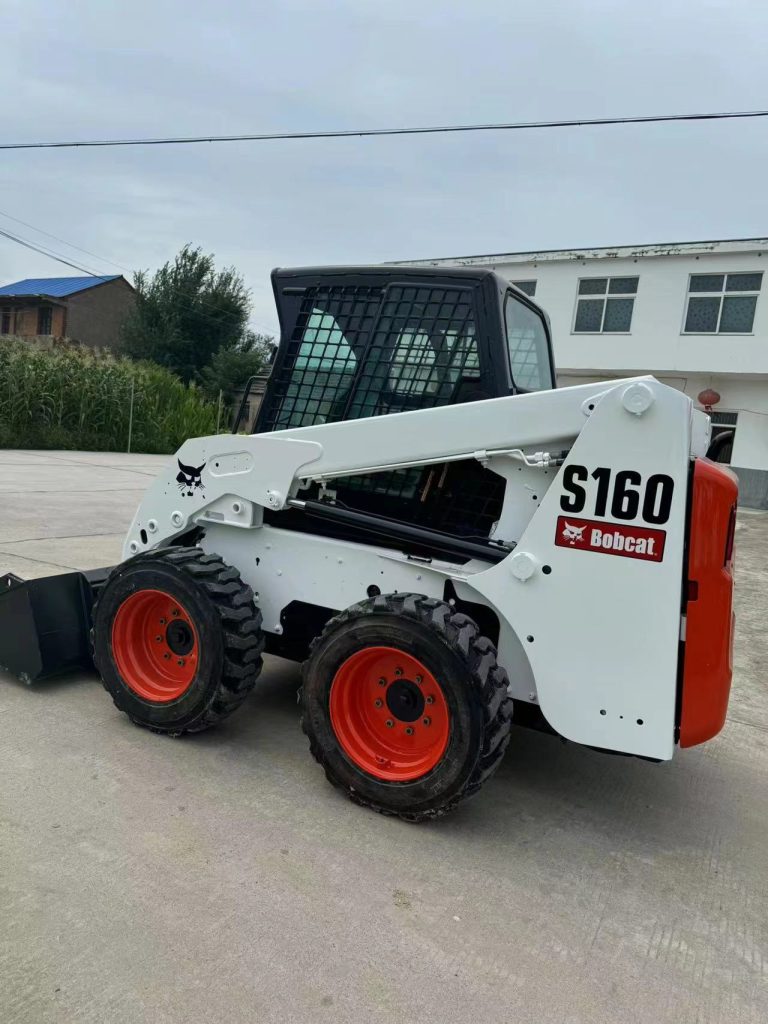 Used Bobcat S160 skid steer loader Used skid steer loader use machinery 45KW 3tons for sale