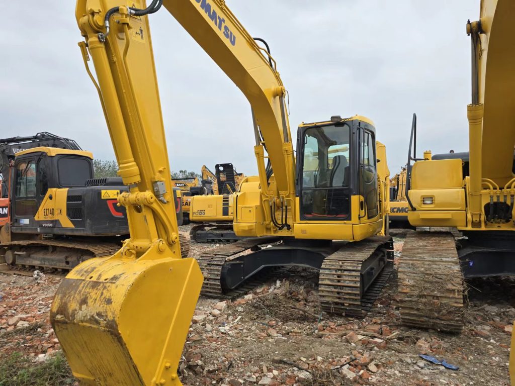 Used Komatsu PC138US excavator use machinery used excavator 88W 13tons for sale