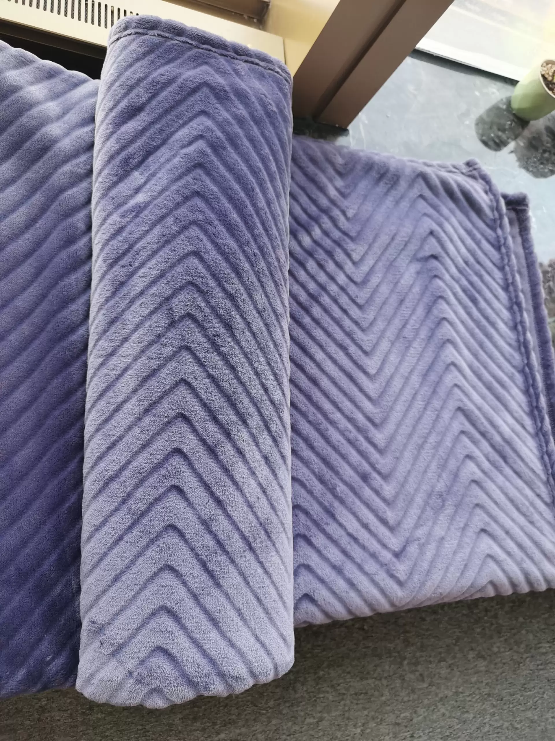3D cutting flannel throw/blanket