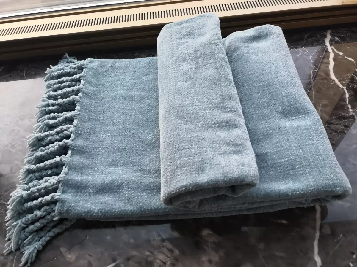 Polyester Chenille Knitting Throw/Blanket