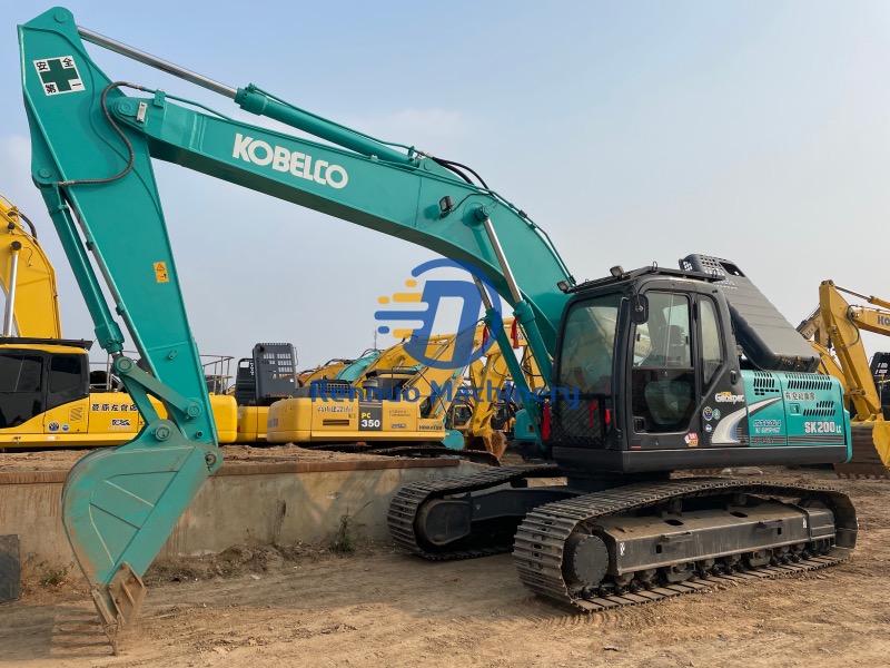 Used Kobelco SK200-11 Excavator