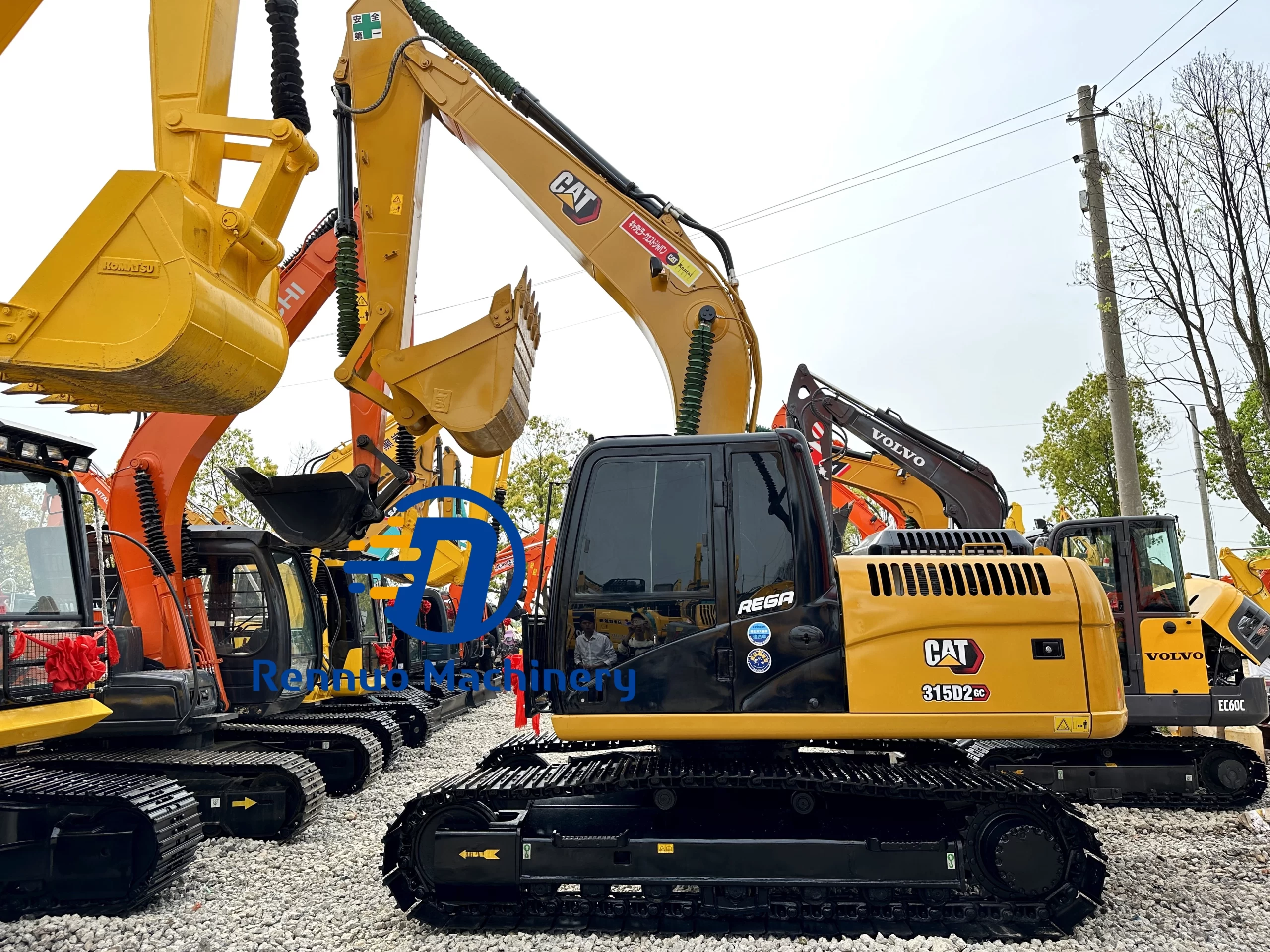 حفارة CAT 315 مستعملة للبناء