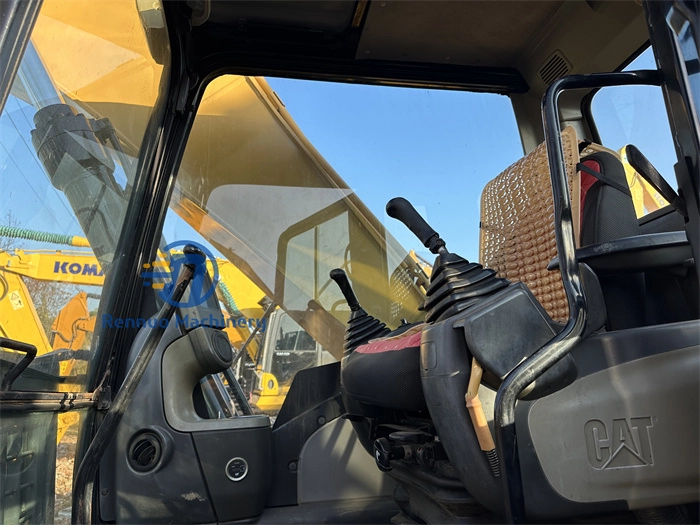 Used Caterpillar CAT324D Excavator - Rennuo