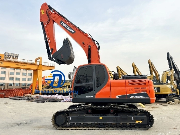 Prix d'une excavatrice Doosan 225 DX d'occasion