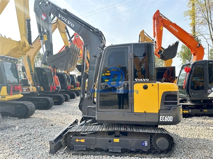 Excavadora compacta Volvo EC60 de segunda mano original