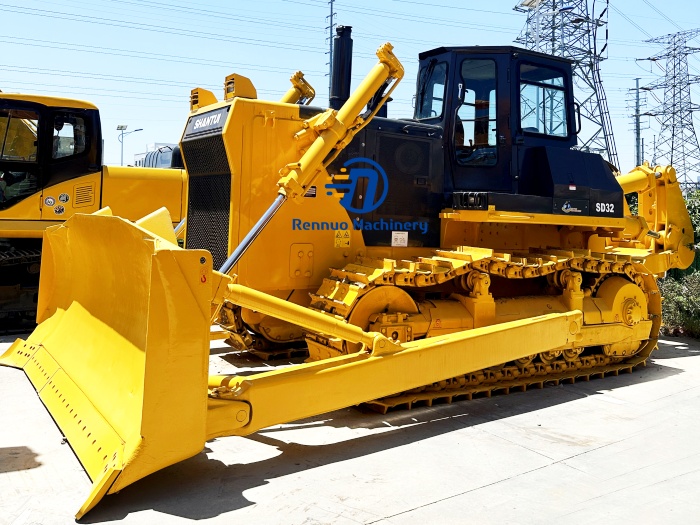 Bulldozer usado Shantui SD32 de China