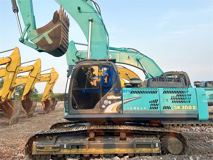 Excavadora de cadenas Kobelco SK350 de 35 toneladas usada