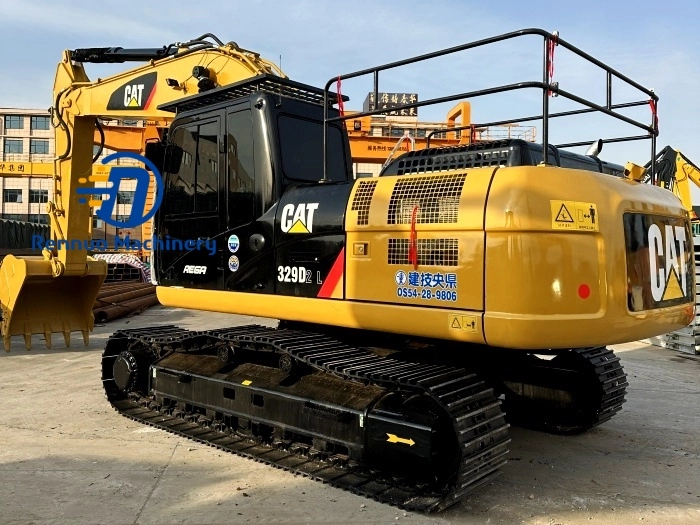 Escavadeira Caterpillar CAT329 usada para mineração