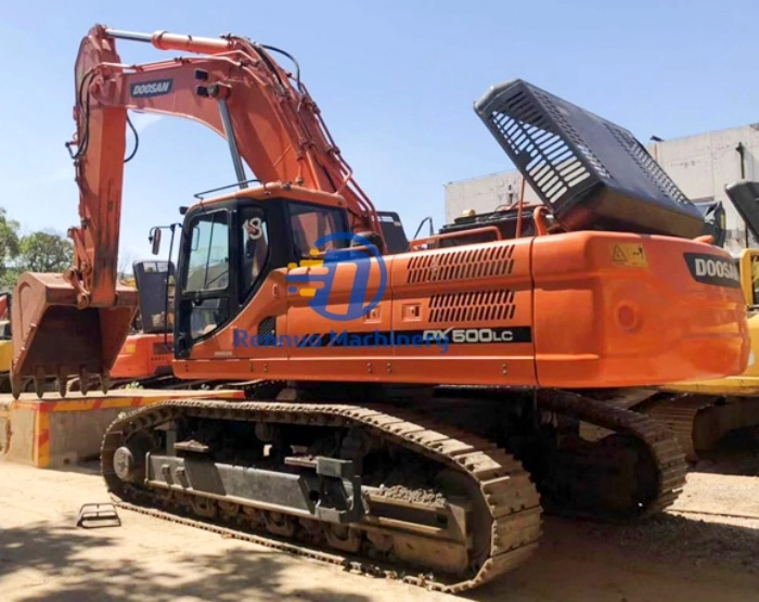 Escavadeira Doosan DX500 usada