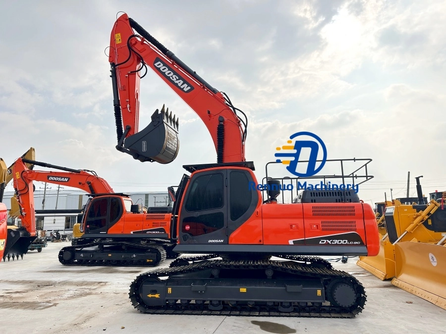 Цена на подержанный экскаватор Doosan DX300LC