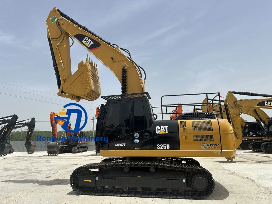 Second Hand Caterpillar325 Diggers for Sale