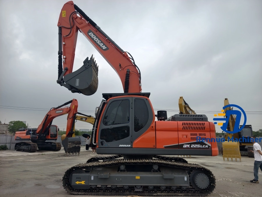 Used Doosan DX225LCA Excavator for Sale