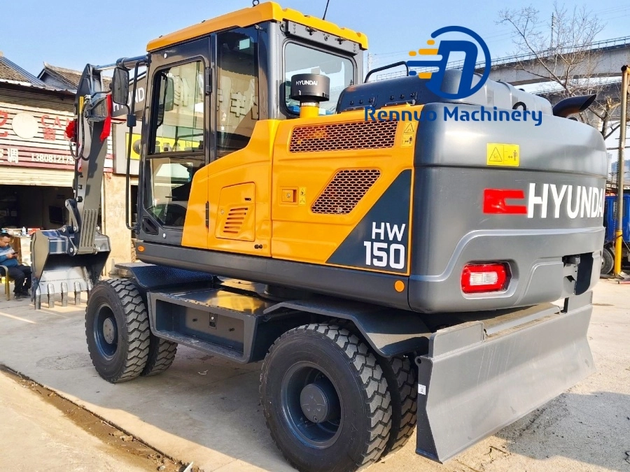 Construction equipment 15ton Hyundai 150 Wheel Excavator