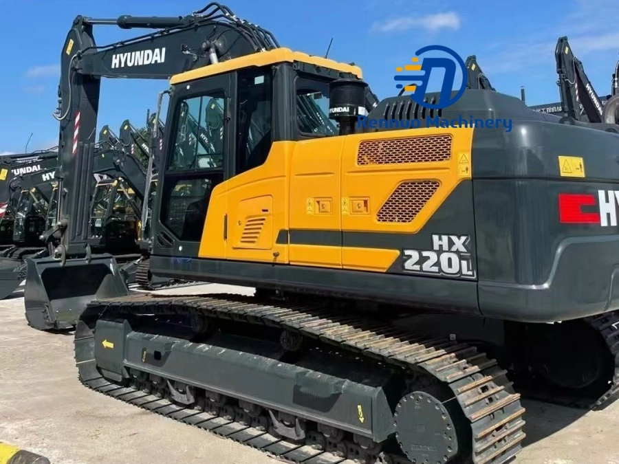 Simple Operation Diggers Hyundai HX220L Excavator for Sale