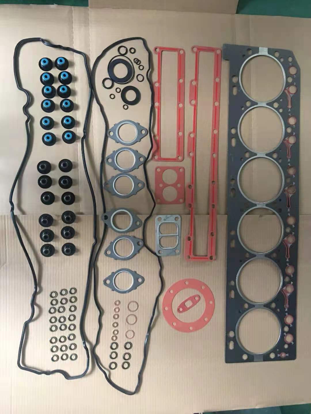 CYLINDER HEAD GASKET KIT 4089958