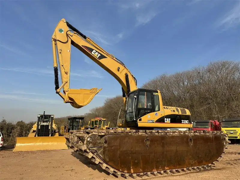 Excavateur de marais CAT Swamp Buggy