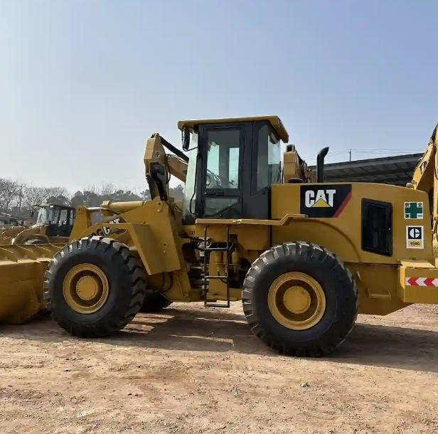 chargeuse sur pneus Caterpillar 950G d'occasion