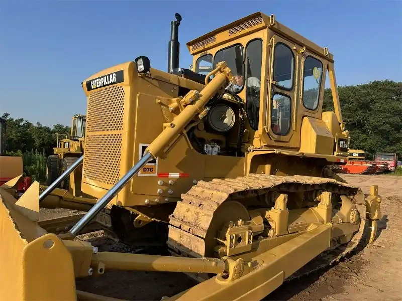 Tracteur à chenilles Cat D7G d'occasion
