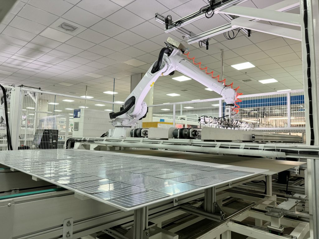 Großhandel HJT Bifaziale Solarmodule mit N-Typ Zellen