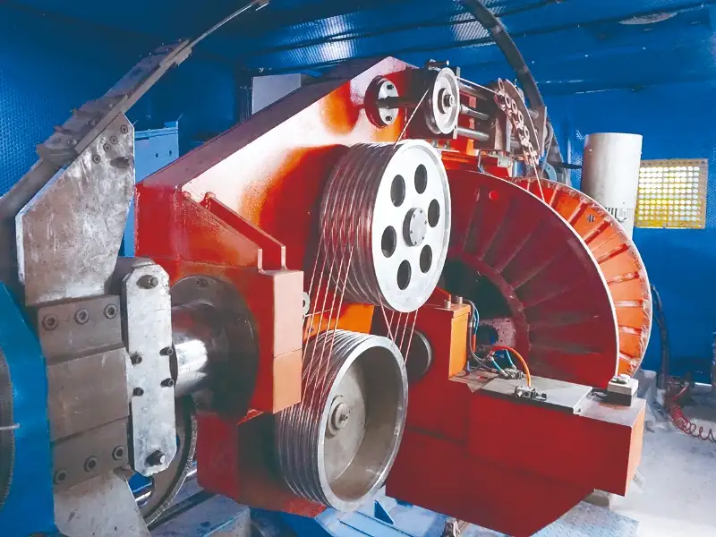 máquina de agrupamento de dupla torção de alta velocidade para produção de cabos