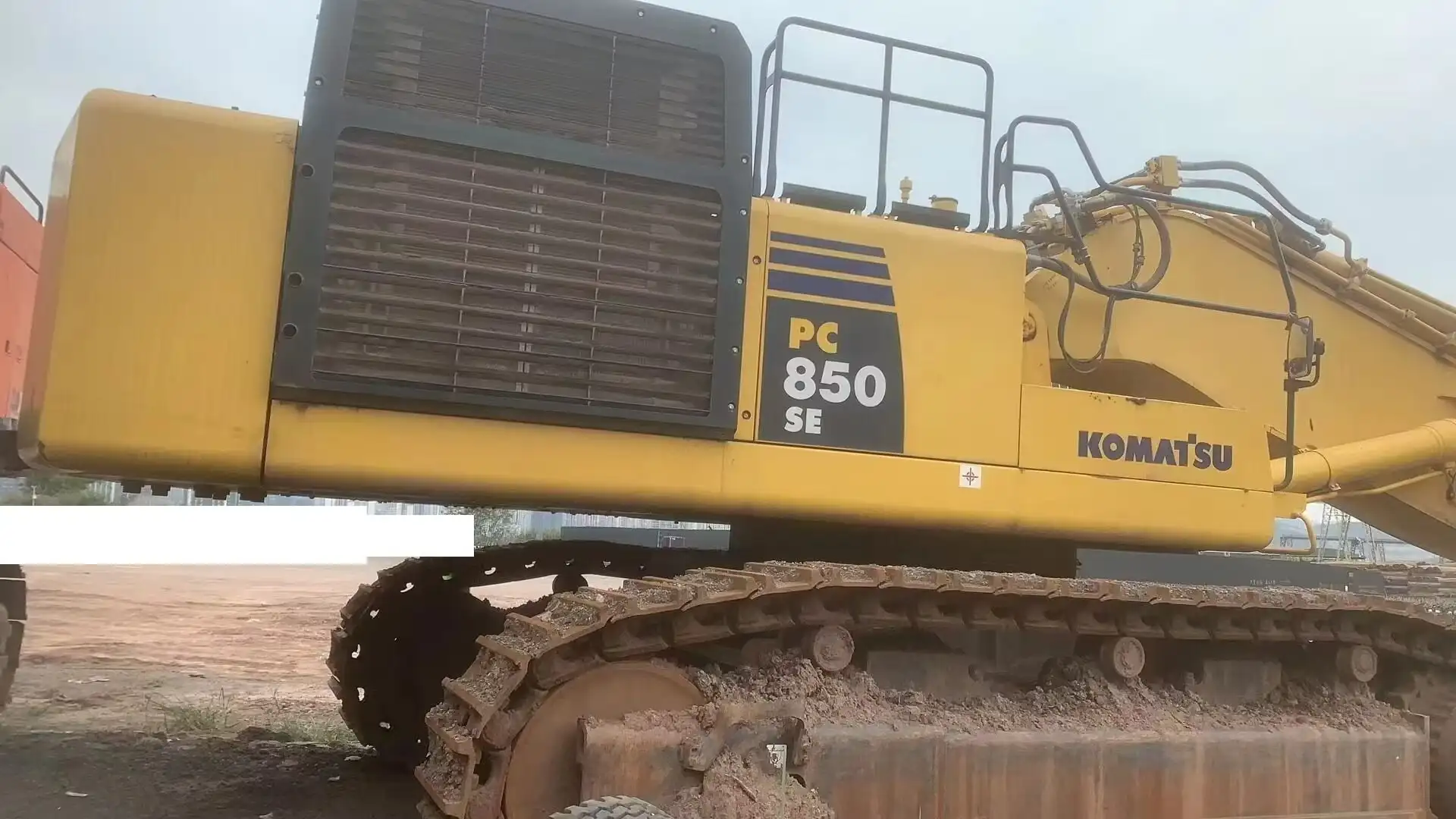 USED Heavy EXCAVATOR KOMATSU PC850-8