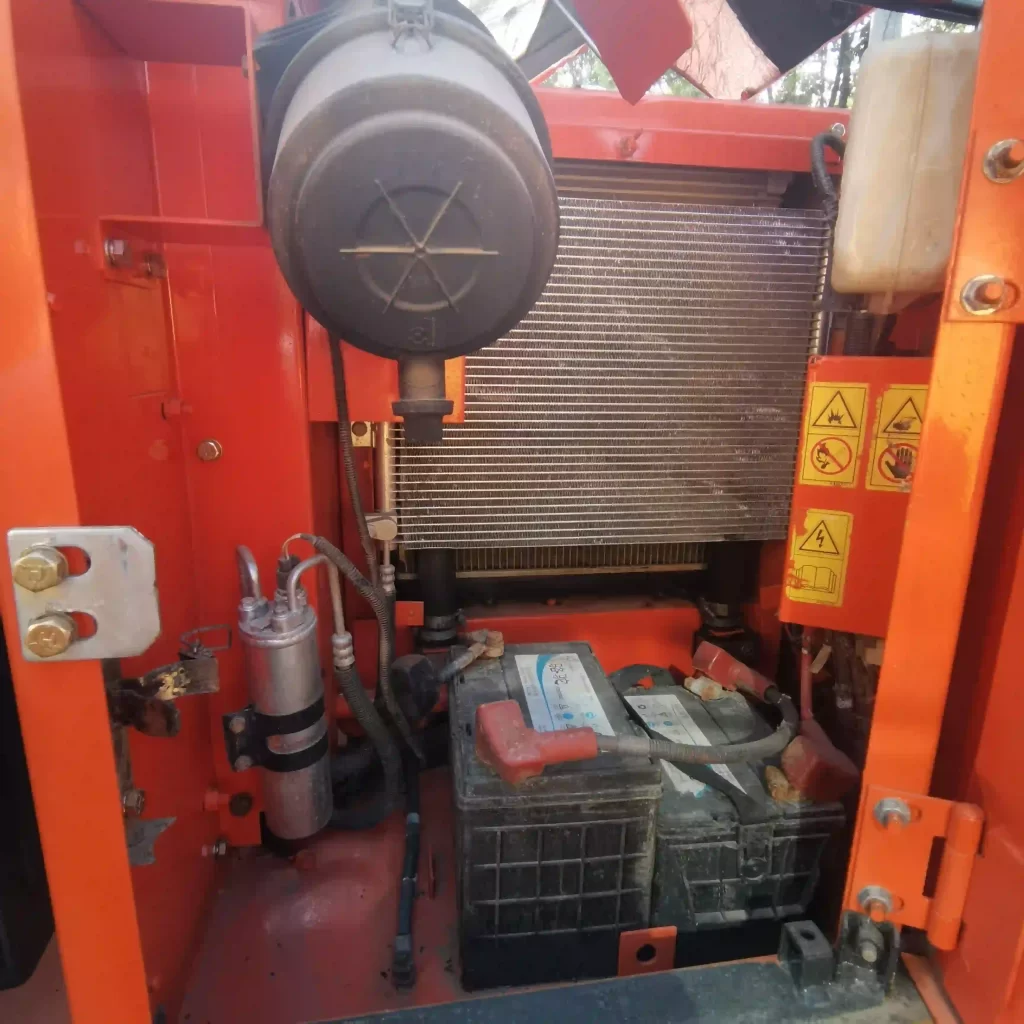 Used Hitachi Zaxis 60 Excavator 5 Used Hitachi Zaxis 60 Excavator