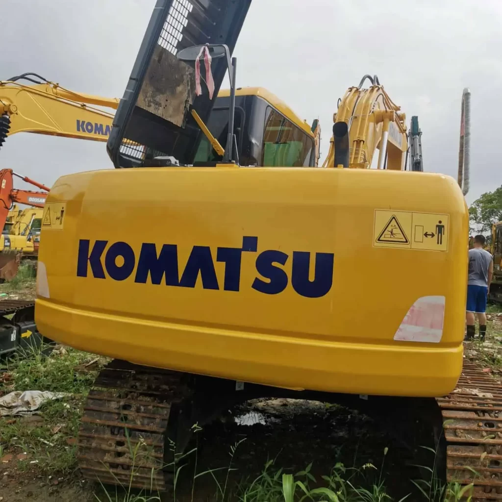 USED KOMATSU PC110-7 EXCAVATOR 11 Ton Medium